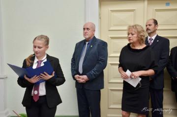 Prijatie delegácií druobných miest a kladenie ven Prijatie delegácií druobných miest a kladenie ven