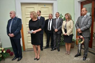 Prijatie delegácií druobných miest a kladenie ven Prijatie delegácií druobných miest a kladenie ven
