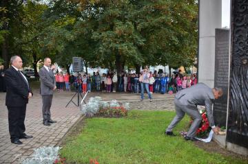 Prijatie delegácií druobných miest a kladenie ven Prijatie delegácií druobných miest a kladenie ven